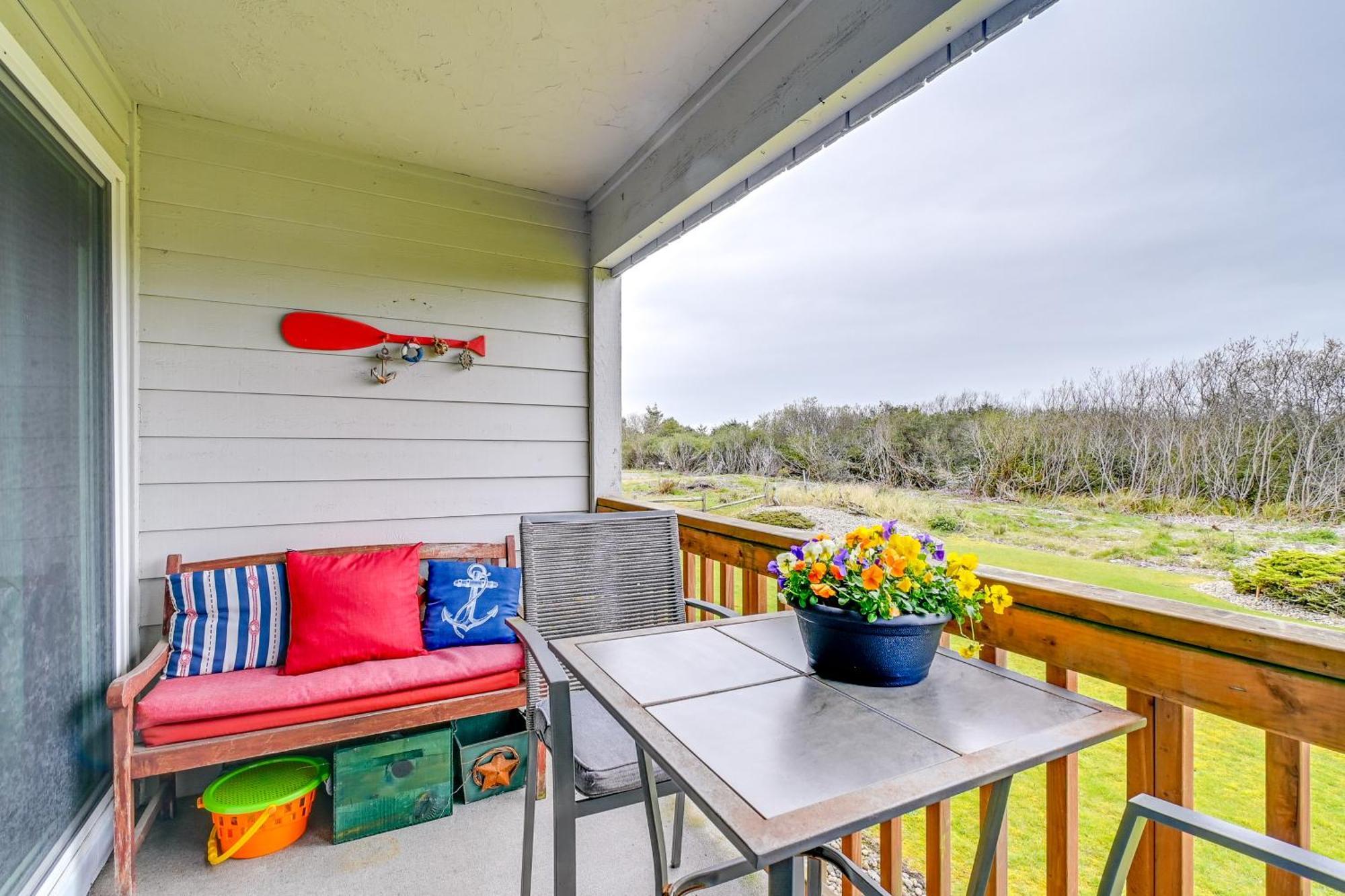 Ocean Shores Condo With Balcony Less Than 1 Mi To Beach! 外观 照片