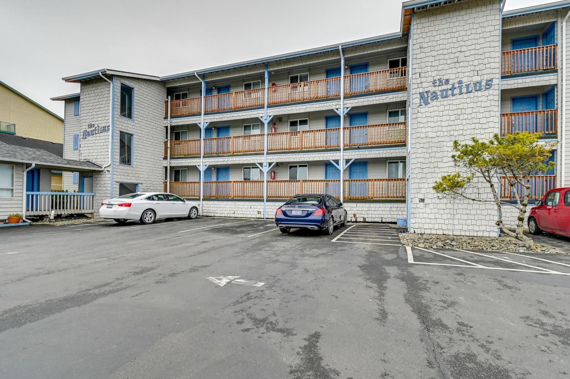 Ocean Shores Condo With Balcony Less Than 1 Mi To Beach! 外观 照片