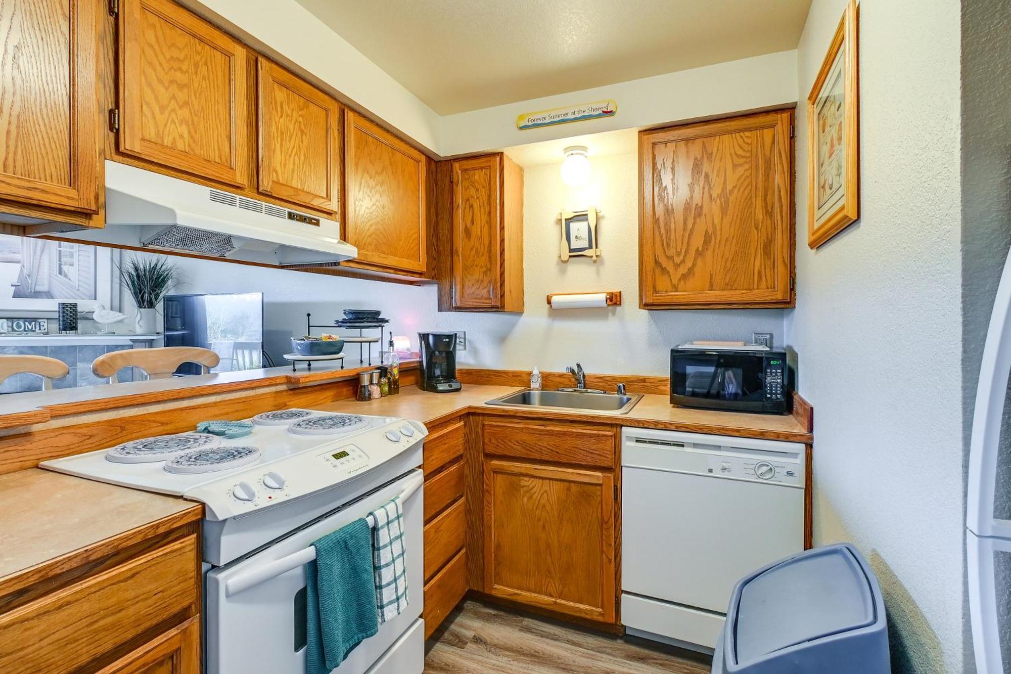 Ocean Shores Condo With Balcony Less Than 1 Mi To Beach! 外观 照片