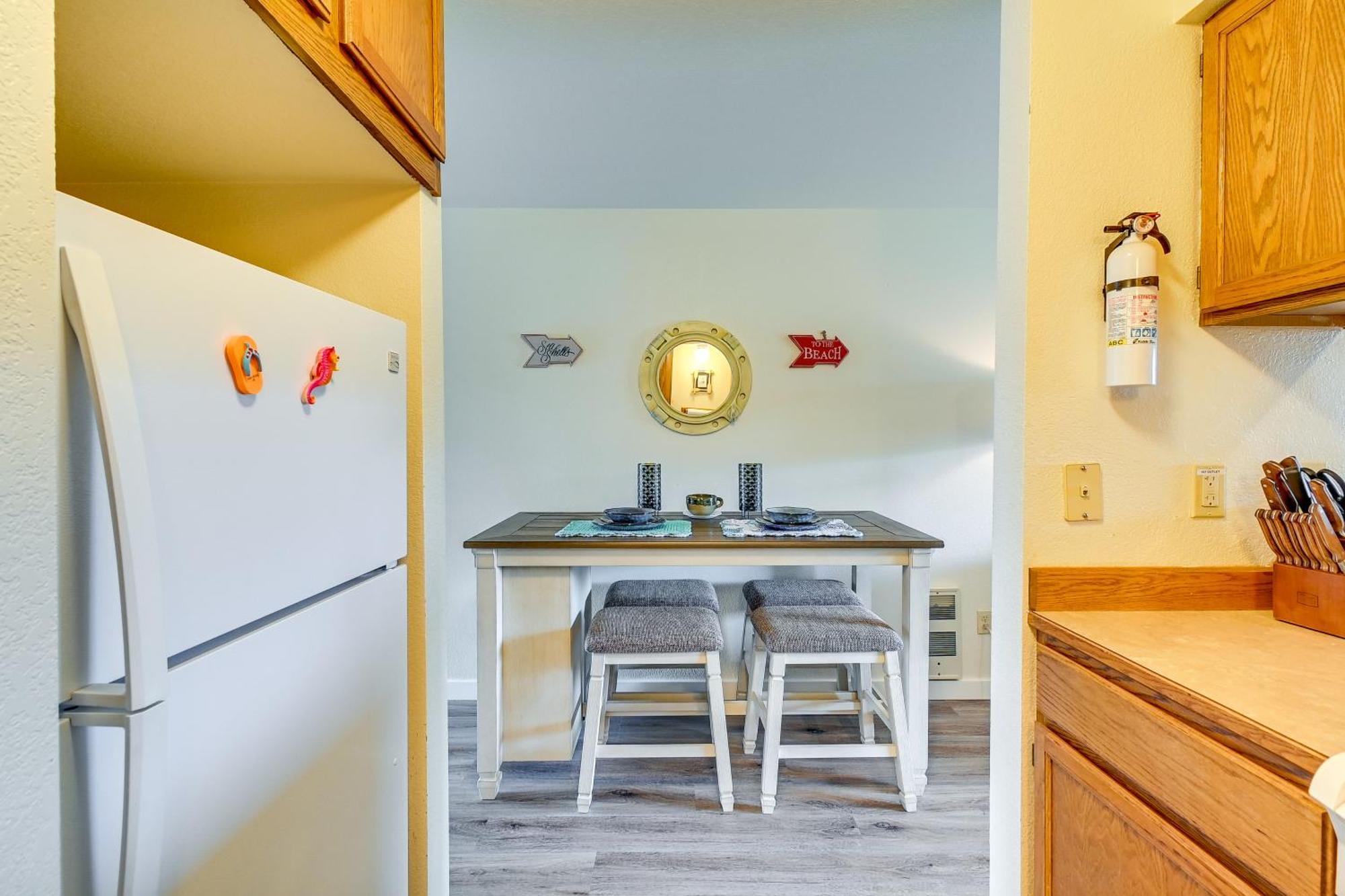 Ocean Shores Condo With Balcony Less Than 1 Mi To Beach! 外观 照片